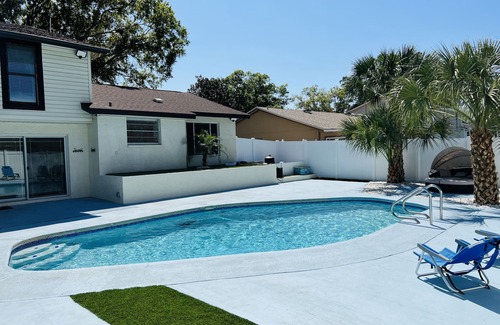 Tampa Casa | Luxury Home with pool