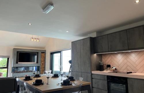 Dungannon Apartamento | Luxury Hot Tub Jacuzzi & Sauna Apartment With Pool Table In Mid Ulster