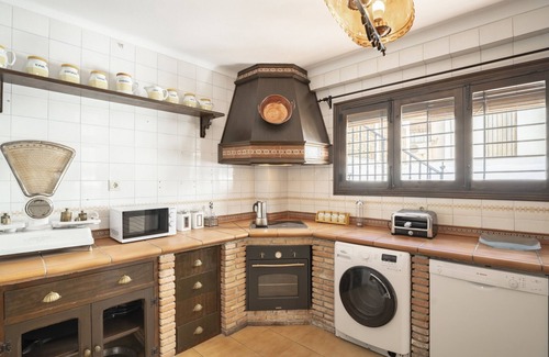 Illora Villa | Casa de lujo en Íllora - 6 habitaciones, terraza, Wi-Fi