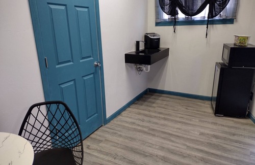 Oshkosh Apartamento | Luxury In A Quaint Little Package