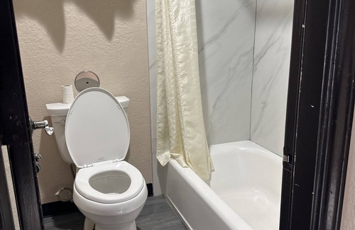 Greater Fondren Southwest Hotel | Mustang Inn