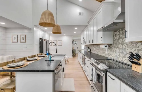 Isle of Palms Villa | Luxury Isle of Palms Home Steps to Beach with Pool