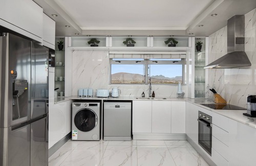 Century City Apartamento | Luxury Knightsbridge Apartment | Breathtaking View
