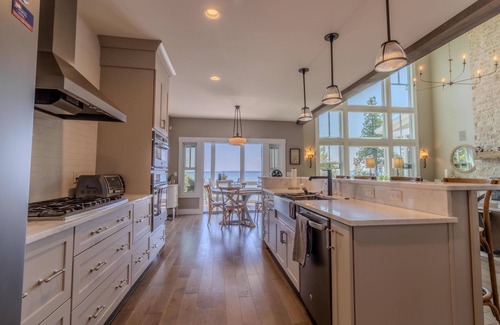 Suttons Bay Casa | Luxury Lakefront Retreat with Private Beach & Hot Tub