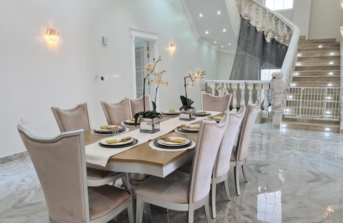 Doha Villa | Luxury Large Furnished Villa