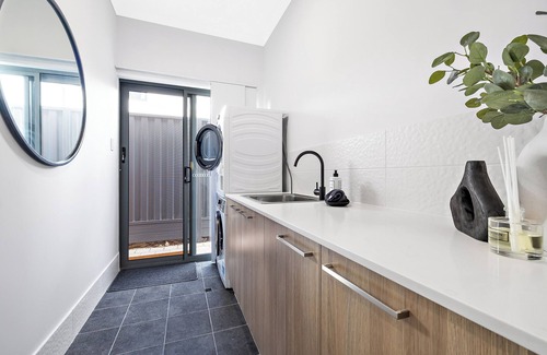 Victoria Park Casa | Luxury, Location, and Step-Free Ease — All in One.