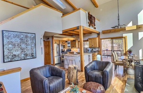 Hermosa Casa | Luxury Lodge ✨Close to Ski Hill & Durango 🏔️ Hot Tub with Mountain Views