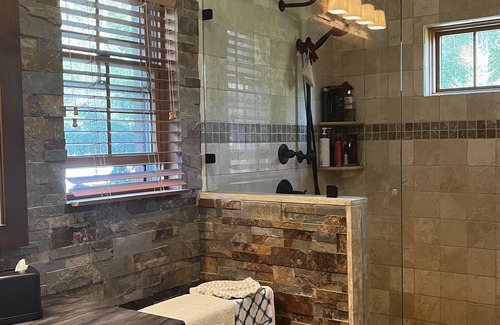 Windham Cabina | Luxury Log Cabin in Windham, NY 4 br 4 ba Sleeps 10