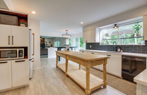 Otterbien Home Villa | Luxury Maineville Villa w/ Private Pool & Deck