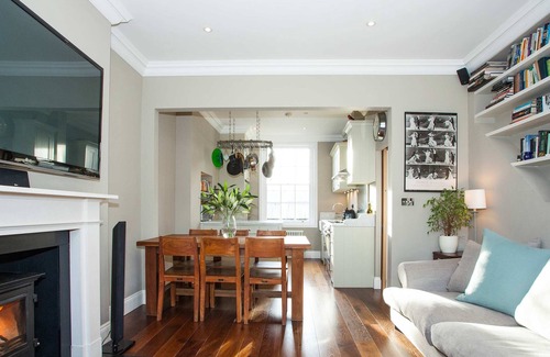 St. Johns Wood Apartamento | Luxury Marylebone 2-Bed Duplex with Terrace