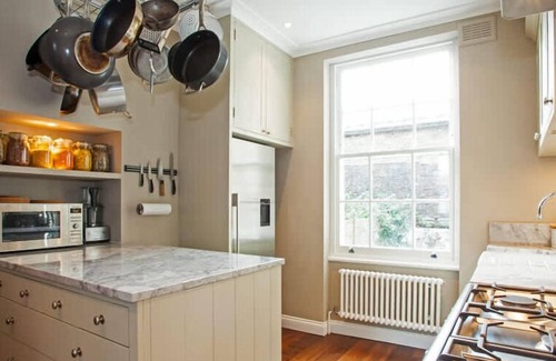 St. Johns Wood Apartamento | Luxury Marylebone Flat with Private Garden!
