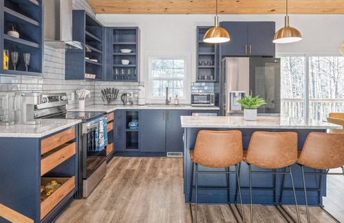 Vein Mountain Cabina | Luxury Modern 2BR cabin near Chimney Rock