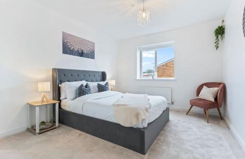 Little Hay Casa | Luxury Modern House - 8 mins to NEC, Airport
