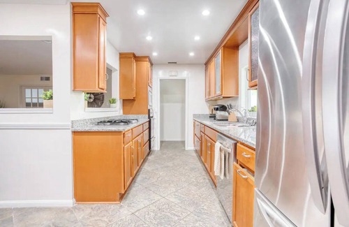 Orange Casa | Luxury Modern Retreat! Close to Disney!