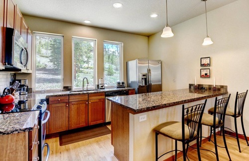 Rendezvous Casa | Luxury Mountain Chalet 68 I Great Views I Best Price I Discounted Attractions
