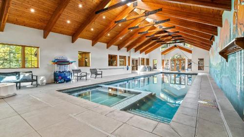 Keystone Casa | Luxury Mountain Estate w Indoor Pool Gym Hot Tub Near Keystone Sleeps 21