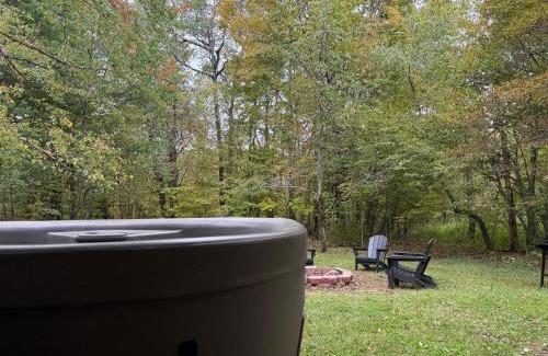 Hunter Villa | Luxury Mountain Villa - 3 bedroom, hot-tub, fire-pit