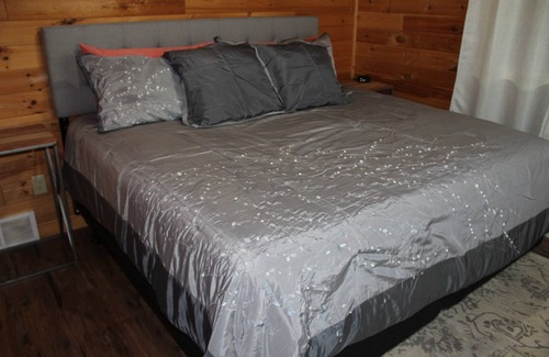 Minong Cabina | Luxury North Woods Lake Home in Minong, WI