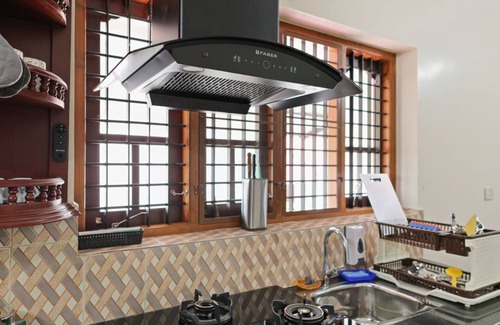 Choonad Casa | Luxury Oasis 3BR AC Villa- Garden & Balcony Lounge