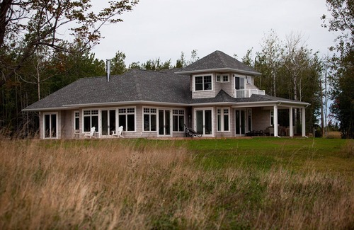 Malagash Casa | Luxury Ocean Front Beach House