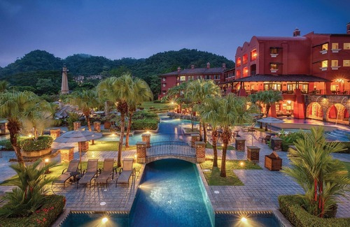 Herradura Complejo | Luxury Oceanfront Tropical Paradise, Los Sueños 1-Bedroom Villa