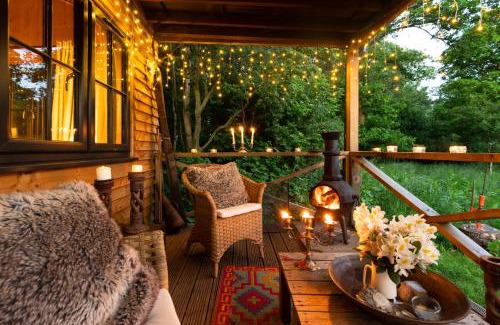 Clachan of Campsie Casa | Luxury Off-Grid Cabin with Outdoor Bath in Scotland