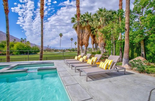 Palm Springs Casa | Luxury Palm Springs Retreat w/Heated Pool & Spa