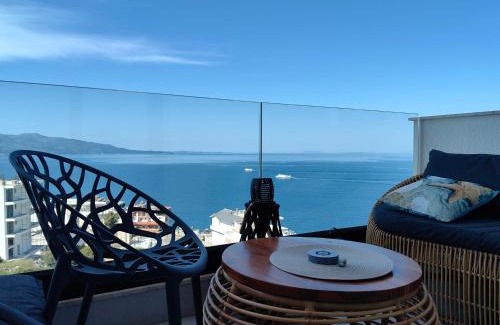 Qender Apartamento | Luxury Panorama View with a Pool