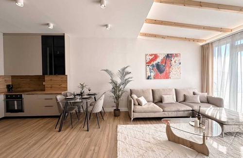 Tirana Apartamento | Luxury Penthouse