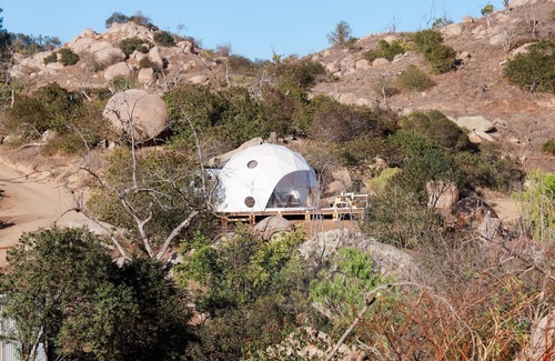 Fallbrook Alquiler De RV | Luxury Peppertree Ridge Dome at Splitrock Valley