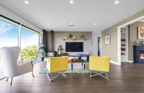 Mount Eliza Casa | Luxury & plush lifestyle 5 Bedroom house in Mt Eliza