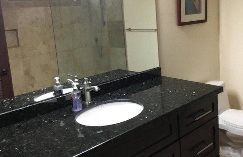 Discovery Harbour Casa | Lujo, piscina, 3 Bed, 2 Bth, llamada a 150 países, 300Mbps web, 300 canales