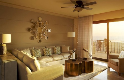 Los Cangrejos II y ÌII Complejo | Luxury Presidential Suite at Rancho San Lucas with Golf