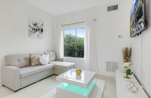 Florida Central Atlantic Coast Apartamento | Luxury Private Apt at Disney Area