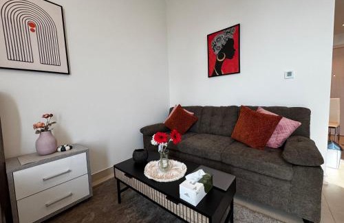 Khalifa City Apartamento | Luxury Private Studio