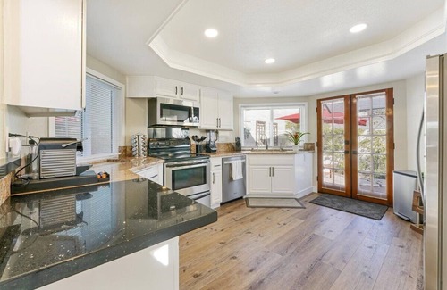 Laguna Niguel Casa | Luxury Retreat in Quiet Neighborhood – Ideal for Extended Stays!