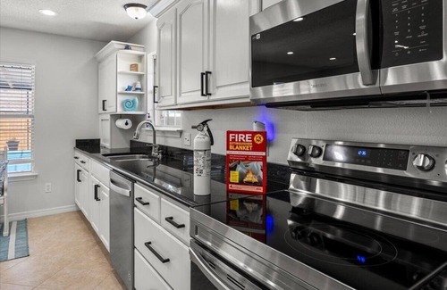 Ono Island Casa | Luxury Retreat w/Large Private Pool, Game & Bunk Room–Perfect for Family Fun!