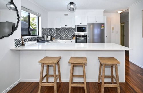 Twin Waters Apartamento | LUXURY RIVERFRONT ESCAPE