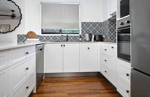 Twin Waters Apartamento | LUXURY RIVERFRONT ESCAPE