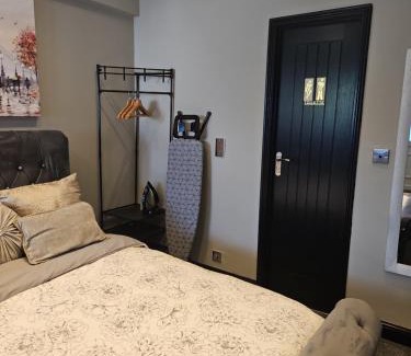 Dudley Casa | Luxury Room In Dudley
