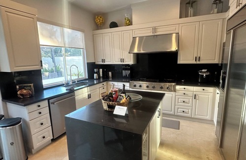 Carmel Valley Casa | La ubicación es perfecta para unas vacaciones perfectas. Carmel Valley / Zona de Torrey Hills