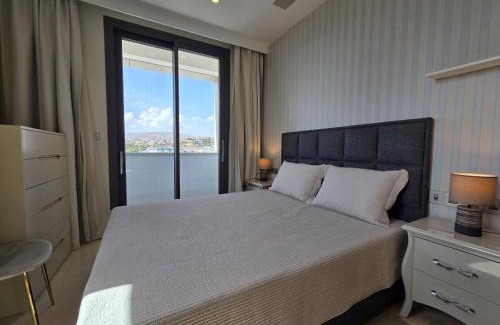 Germasogeia Apartamento | Luxury Seaview Escape 3bd in Limassol Skyscraper