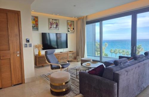 Germasogeia Apartamento | Luxury Seaview Escape 3bd in Limassol Skyscraper