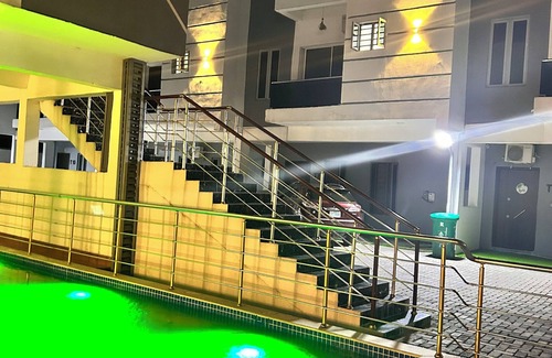 Ofin Apartamento | Luxury Shortlet Apartment LBS, AJAH