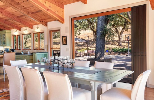 Geyserville Casa | Luxury Sonoma Hilltop Estate with Pool and Views