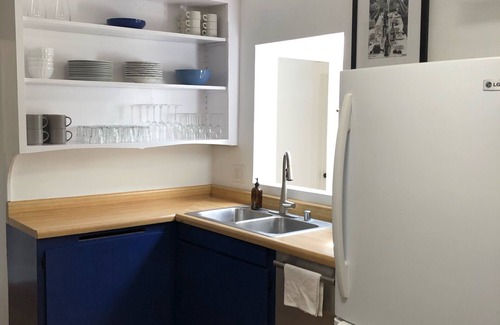 Sonoma Casa | Luxury Sonoma home with hot tub and beautiful deck and outdoor area