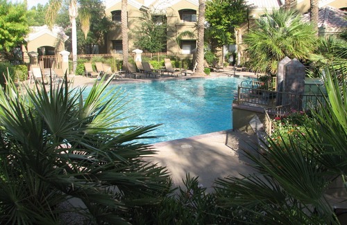Paradise Valley Village Condominio | Condominio de lujo en el suroeste con vista al tranquilo patio interior