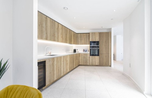 Stepney Green Apartamento | Luxury Spacious Flat With Communal Gardens Parking