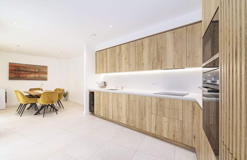 Stepney Green Apartamento | Luxury Spacious Flat with Communal Gardens Parking