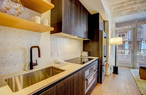 Rainey Street Historic District Condominio | Luxury Stay on Rainey St
